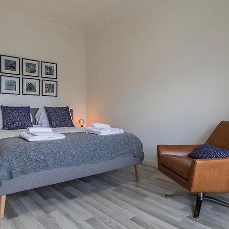 Glamorous 2bdr By Lovelystay Apartment Lisbon